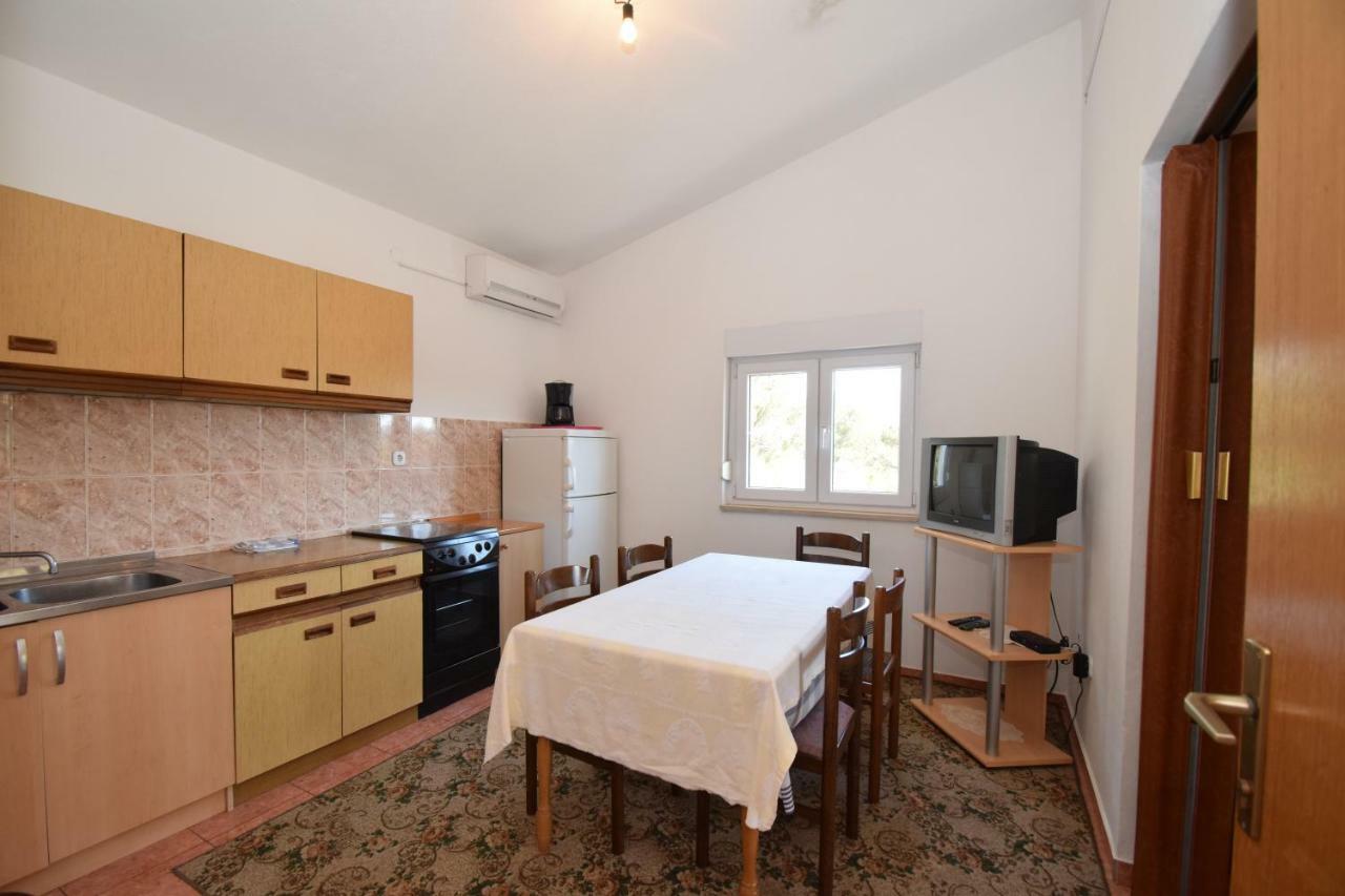 Apartments Ivan Starigrad Paklenica Ngoại thất bức ảnh