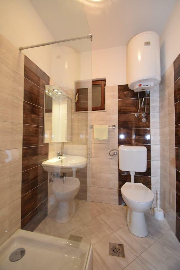 Apartments Ivan Starigrad Paklenica Ngoại thất bức ảnh