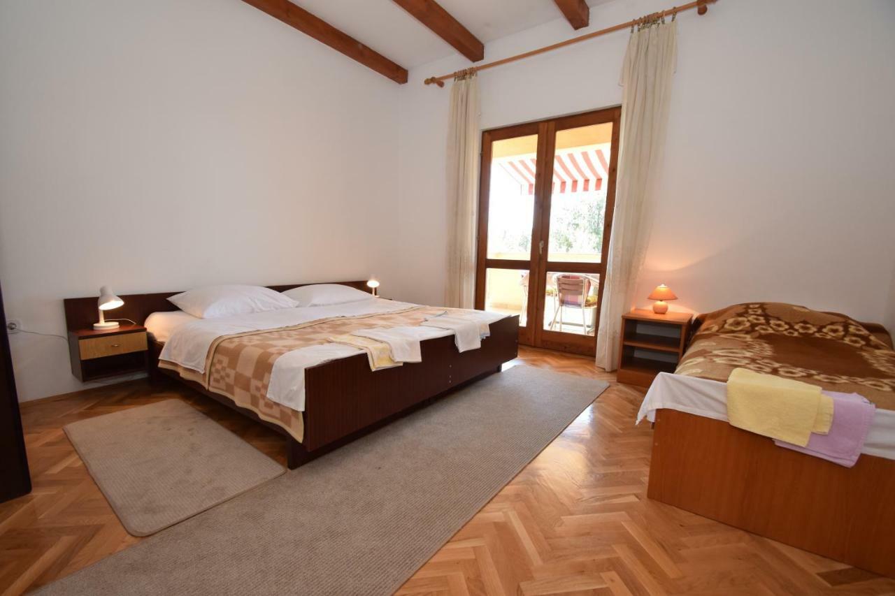 Apartments Ivan Starigrad Paklenica Ngoại thất bức ảnh